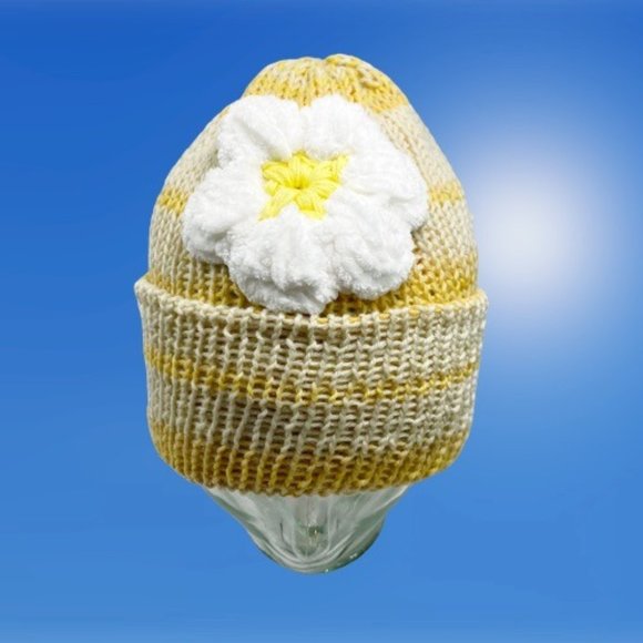 Crochet & Knit Wide Cuff Daisy Beanie OS - Picture 11 of 11